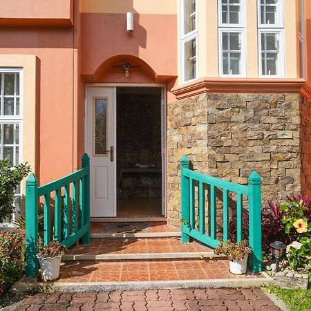 Charming Tagaytay Vacation Home 따가이따이 외부 사진