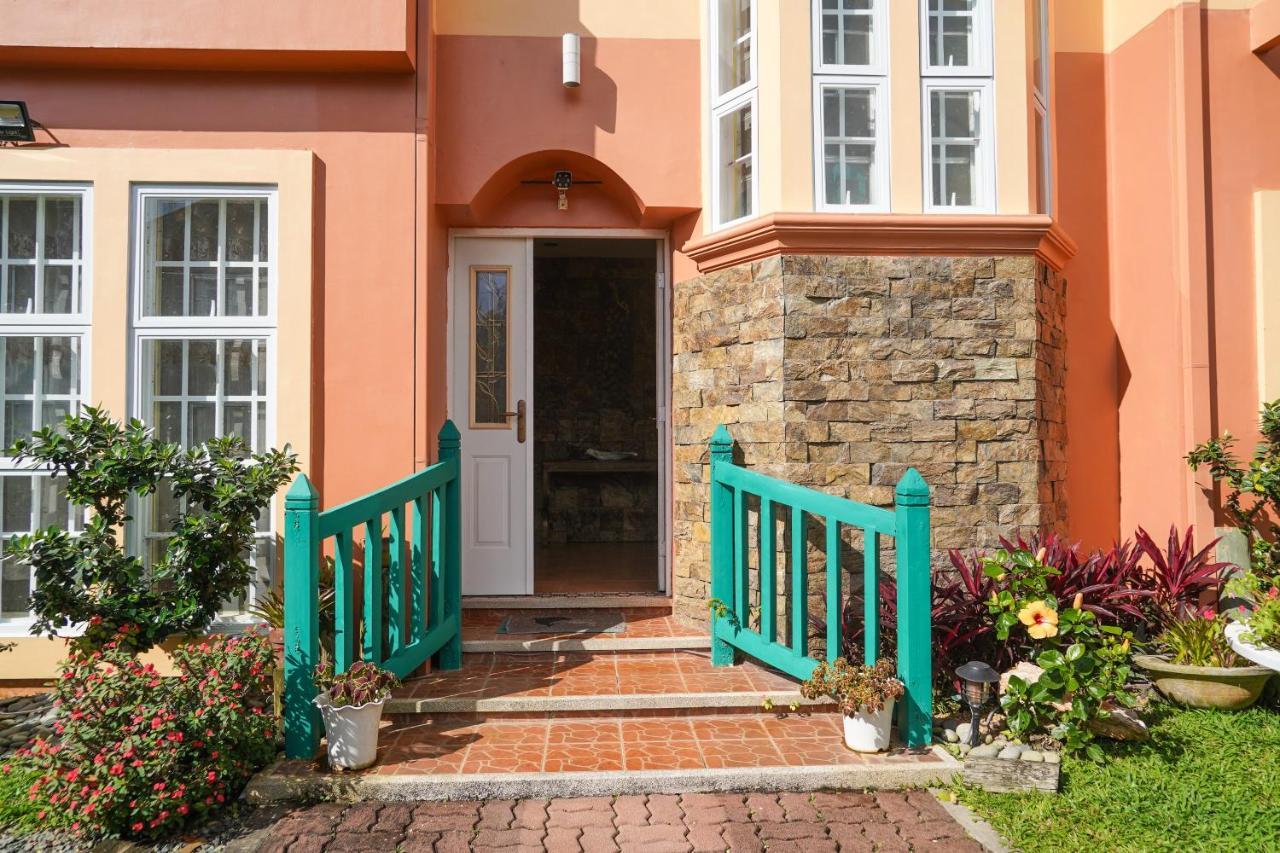 Charming Tagaytay Vacation Home 따가이따이 외부 사진